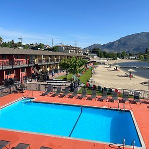 Safari Beach Resort